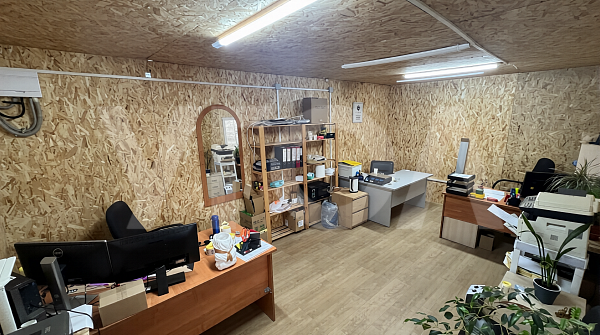 Теплые склады  1500  м2